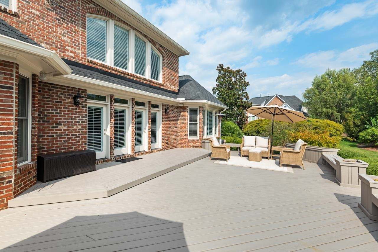 9 Goldenrod Place