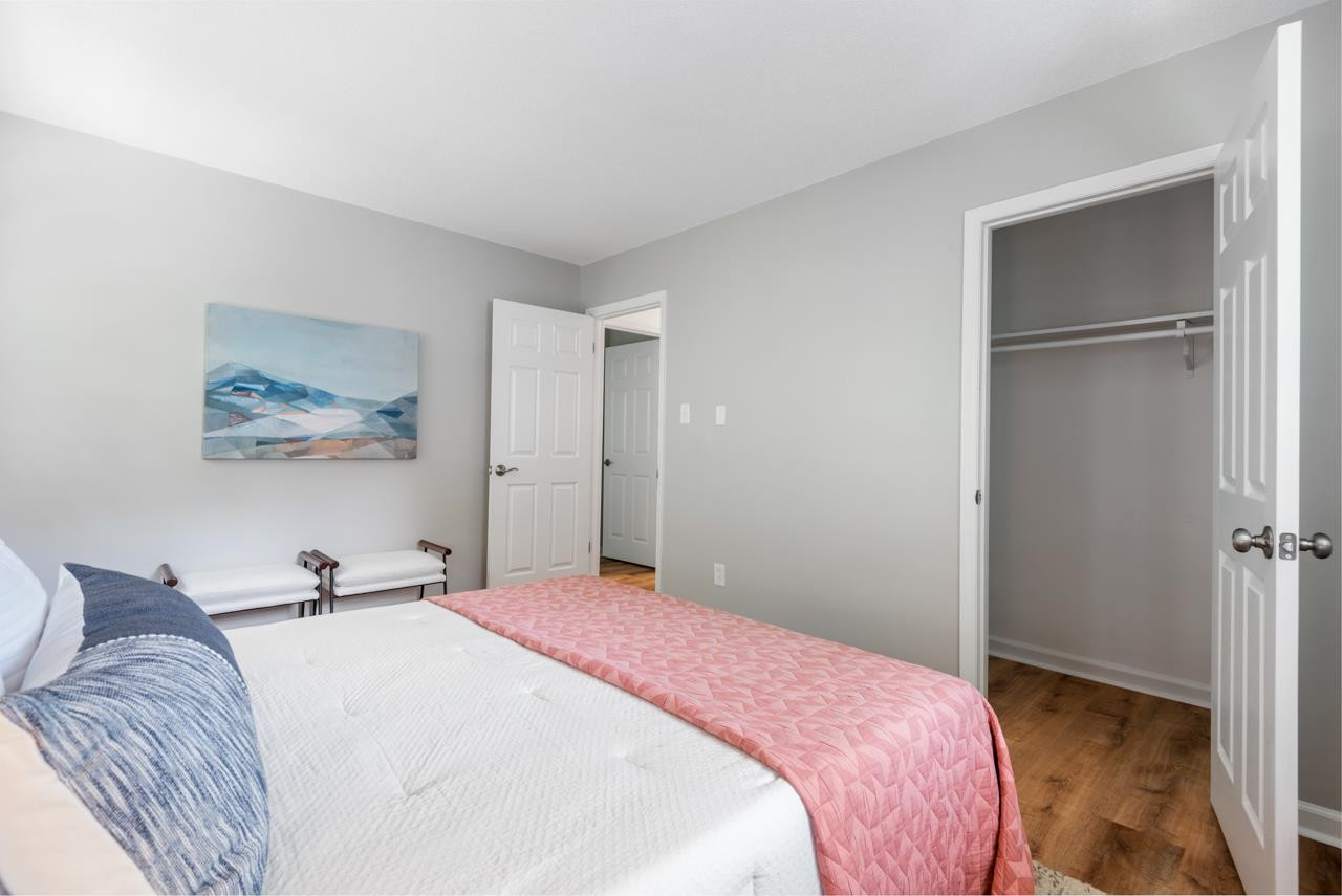 2520 Glendale Avenue