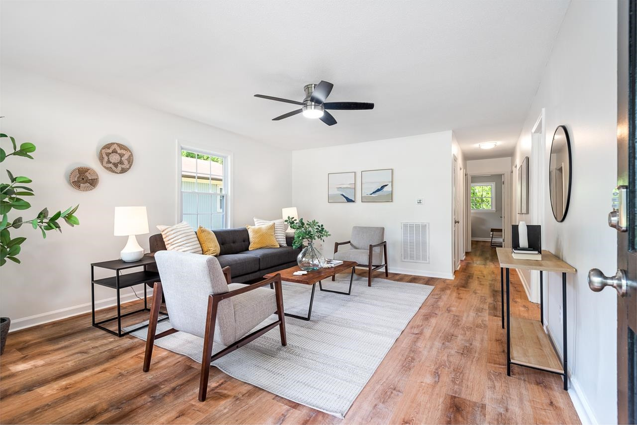 2520 Glendale Avenue