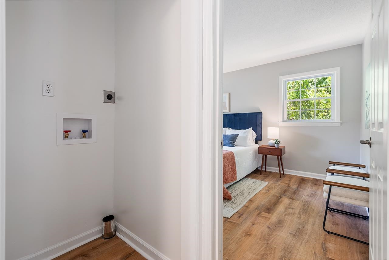 2520 Glendale Avenue