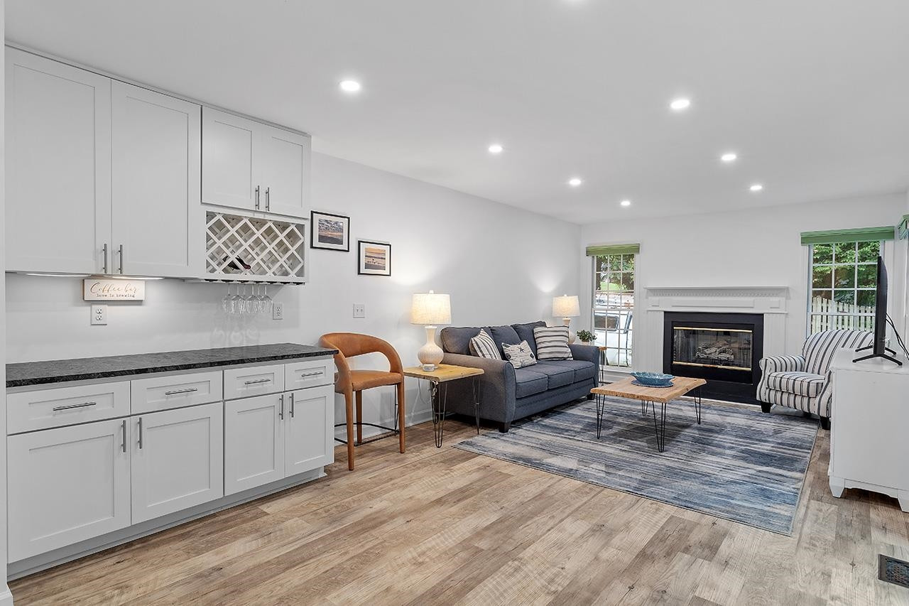11 Quail Hunt Circle