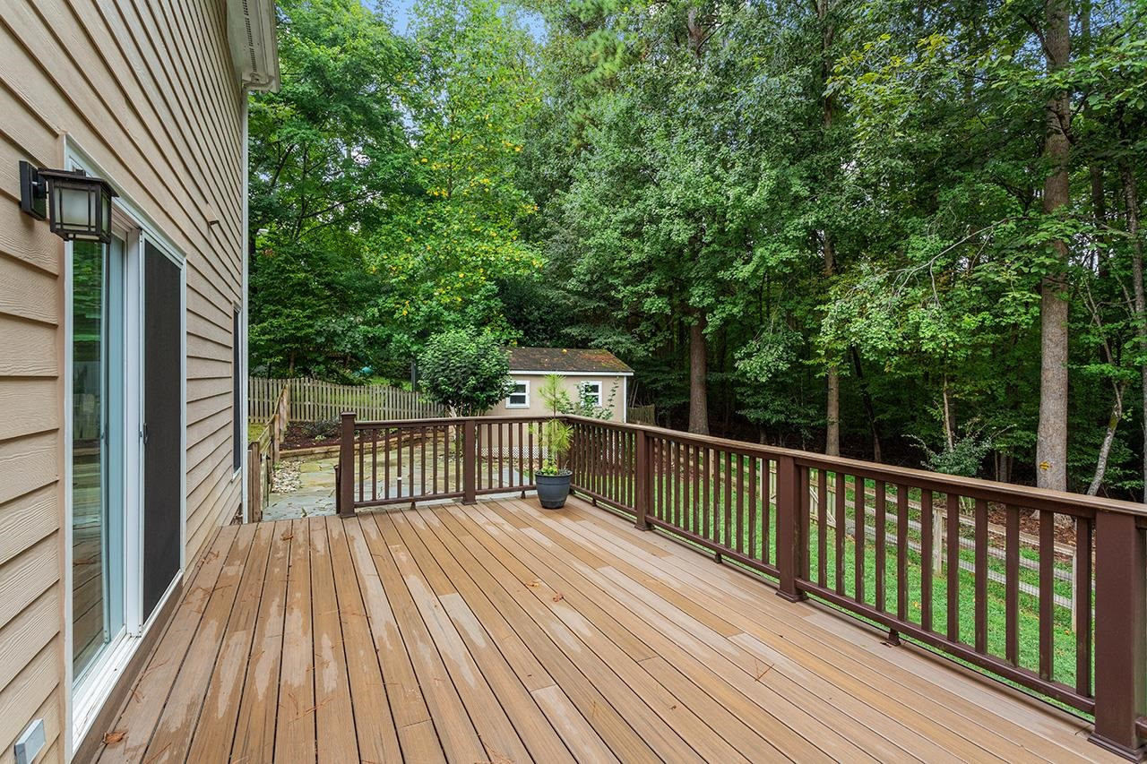 11 Quail Hunt Circle