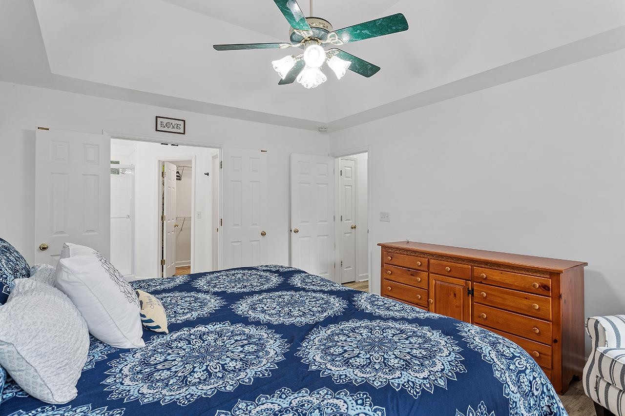 11 Quail Hunt Circle