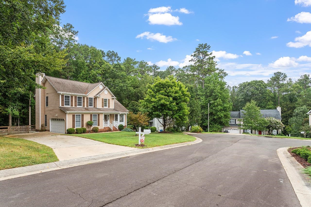 11 Quail Hunt Circle