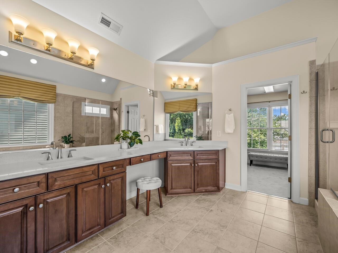 4505 Cumberland Drive
