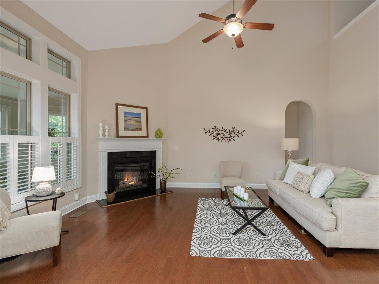 1528 Onyx Creek Drive