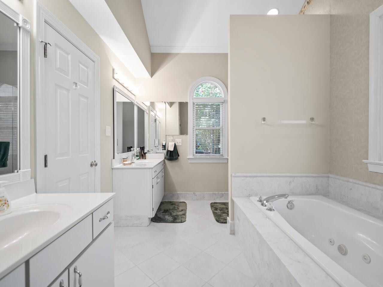 9 Silver Birch Court