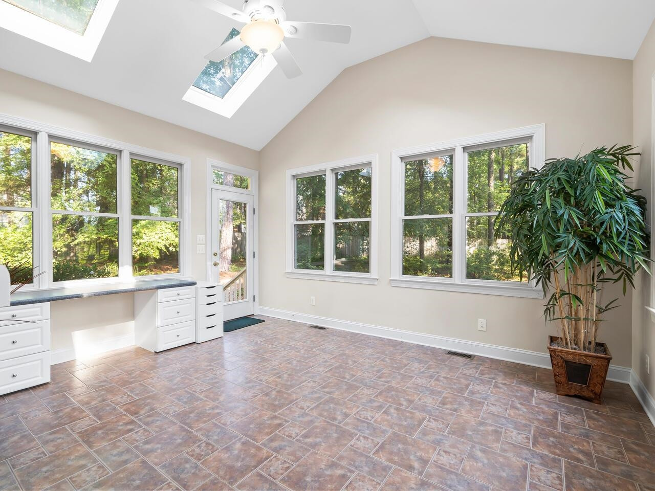 9 Silver Birch Court