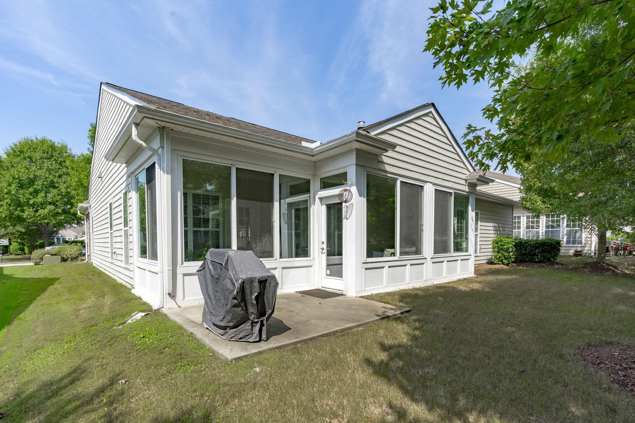 506 Corrigan Way