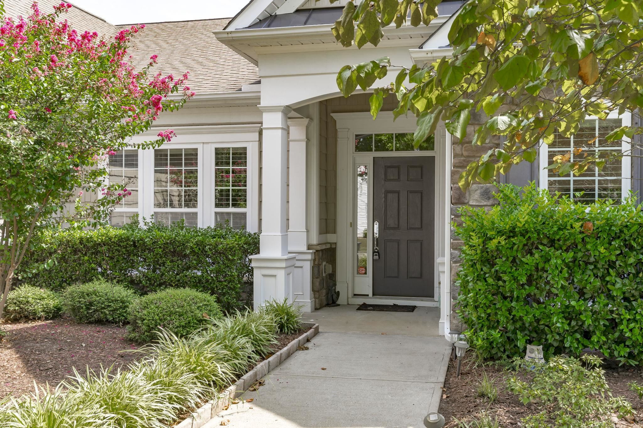 506 Corrigan Way