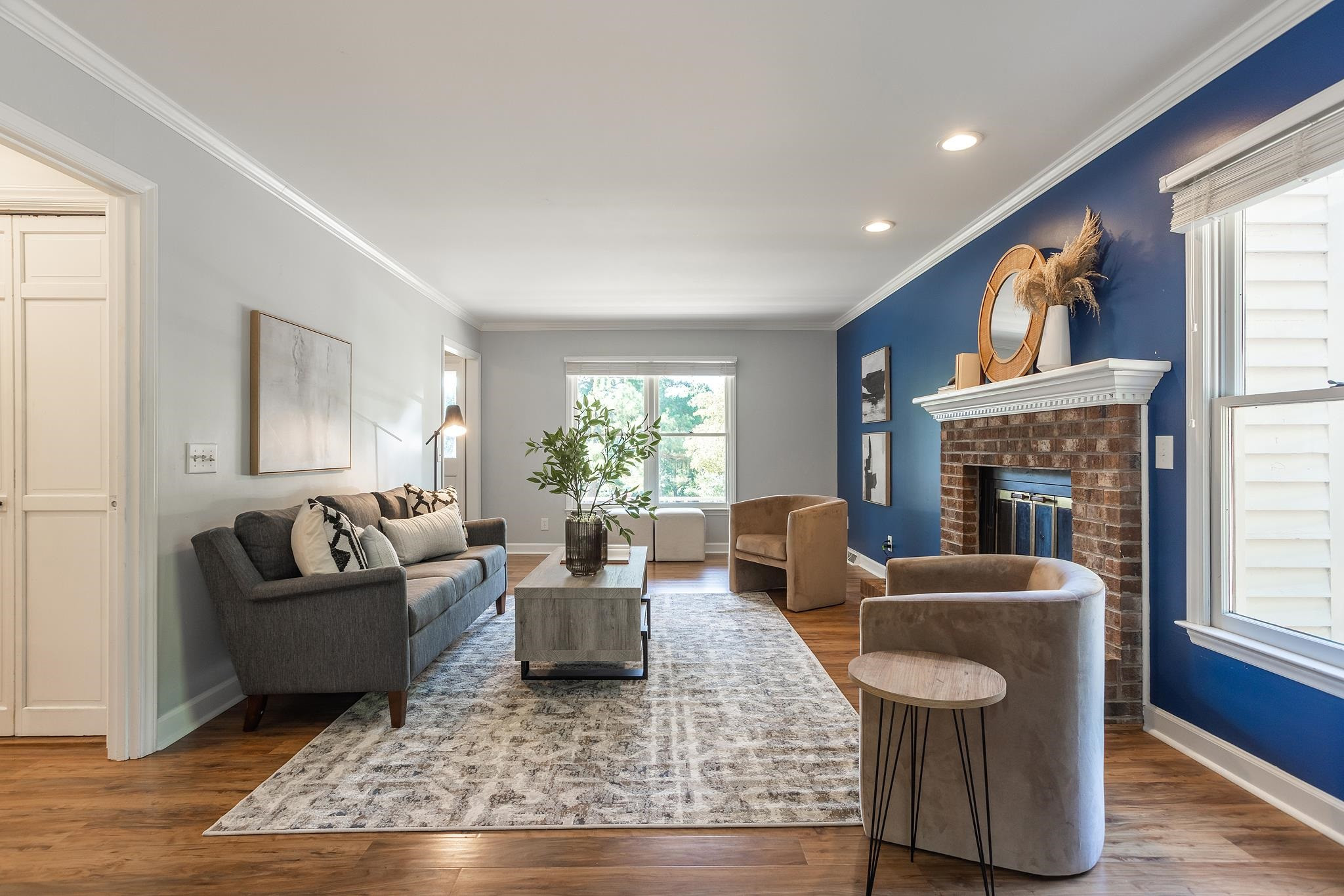 7312 Forest Glade Court
