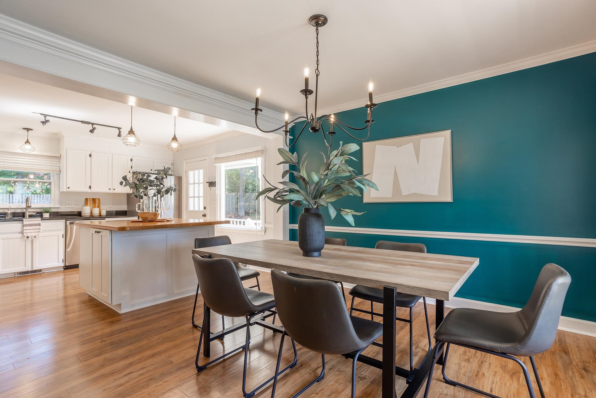 7312 Forest Glade Court