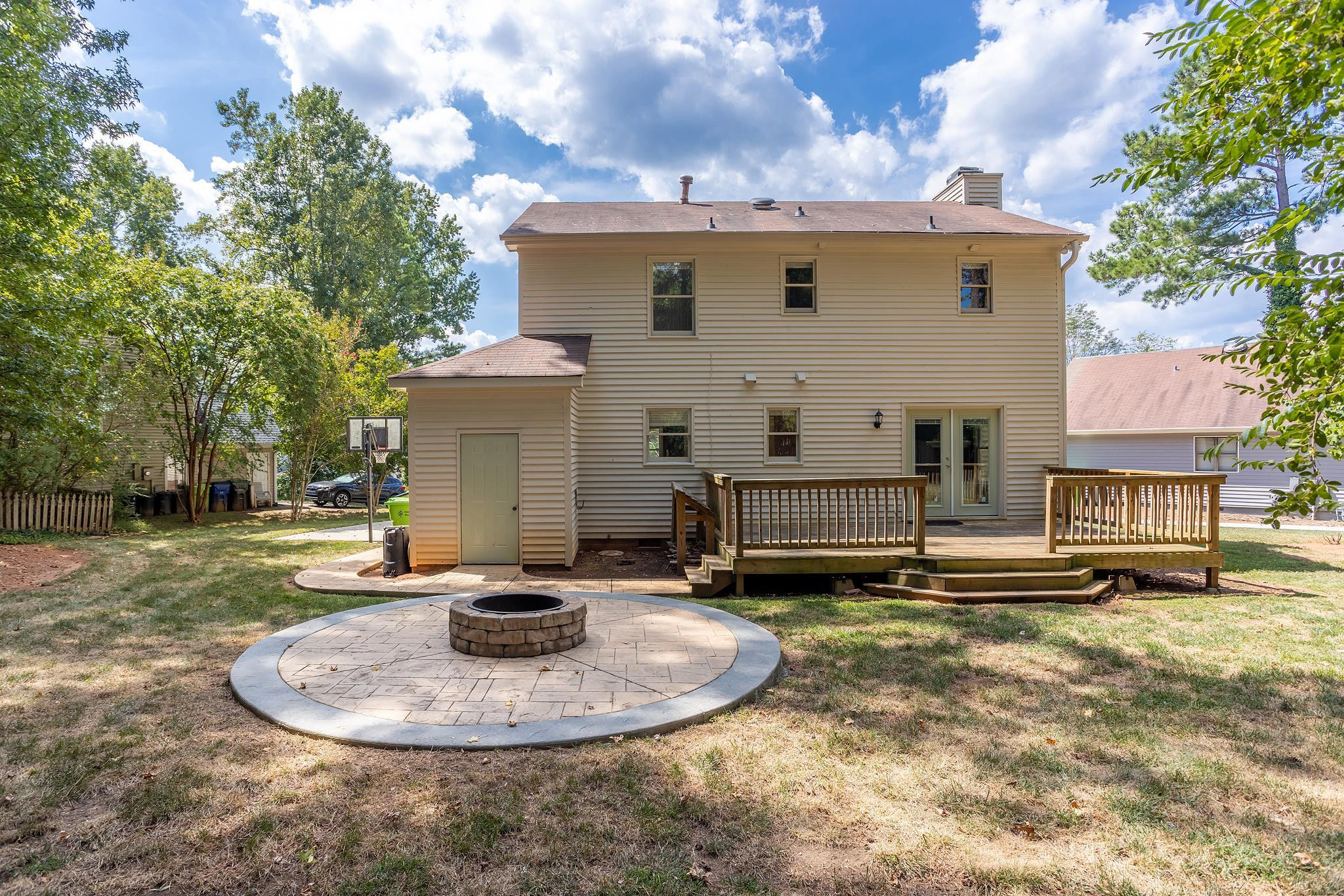 7312 Forest Glade Court