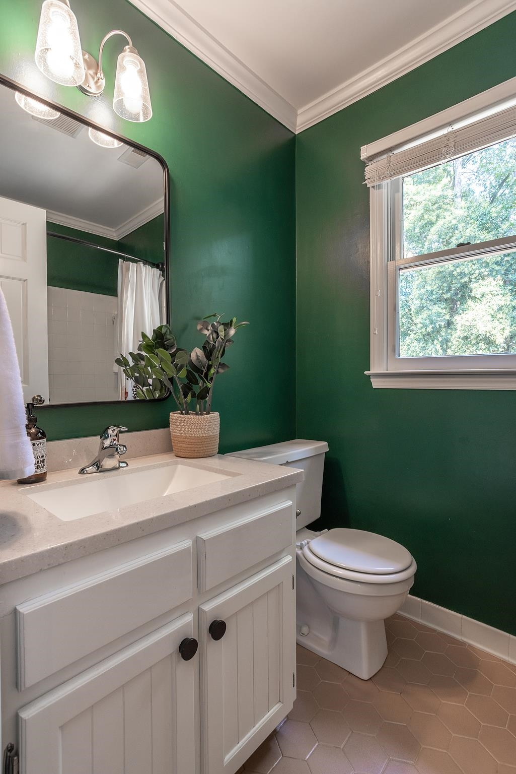 7312 Forest Glade Court