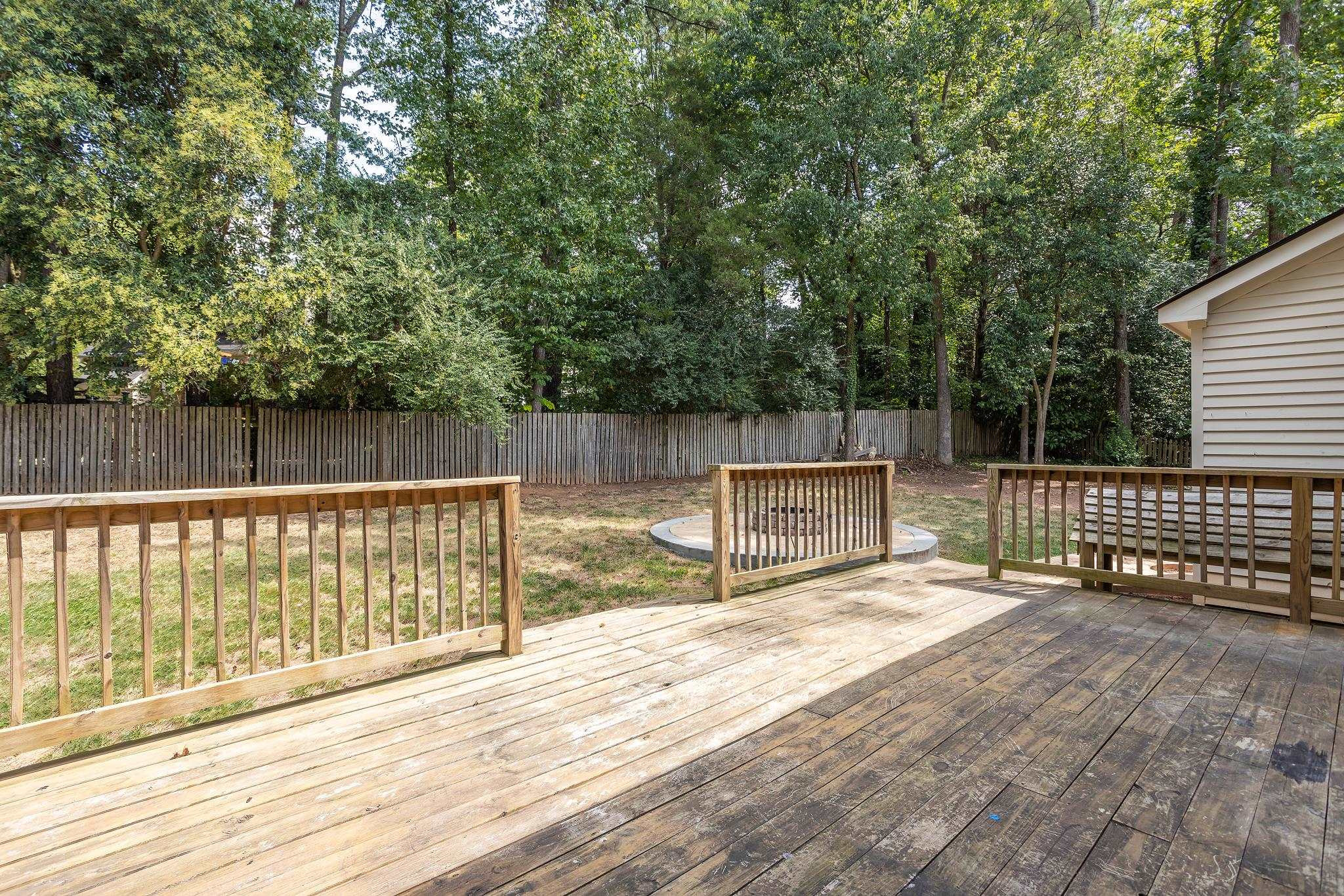 7312 Forest Glade Court