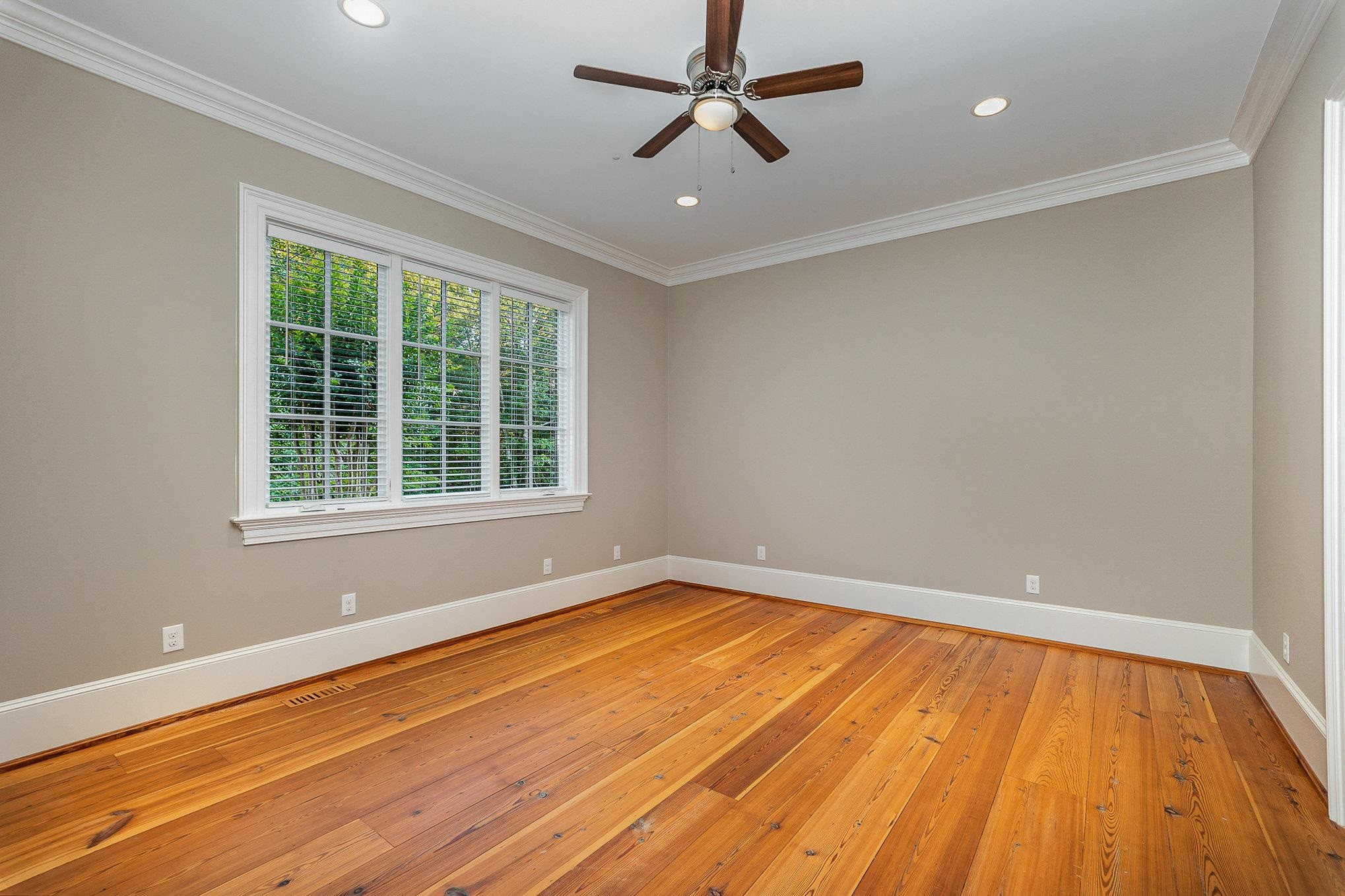 7728 Grace Cove Lane