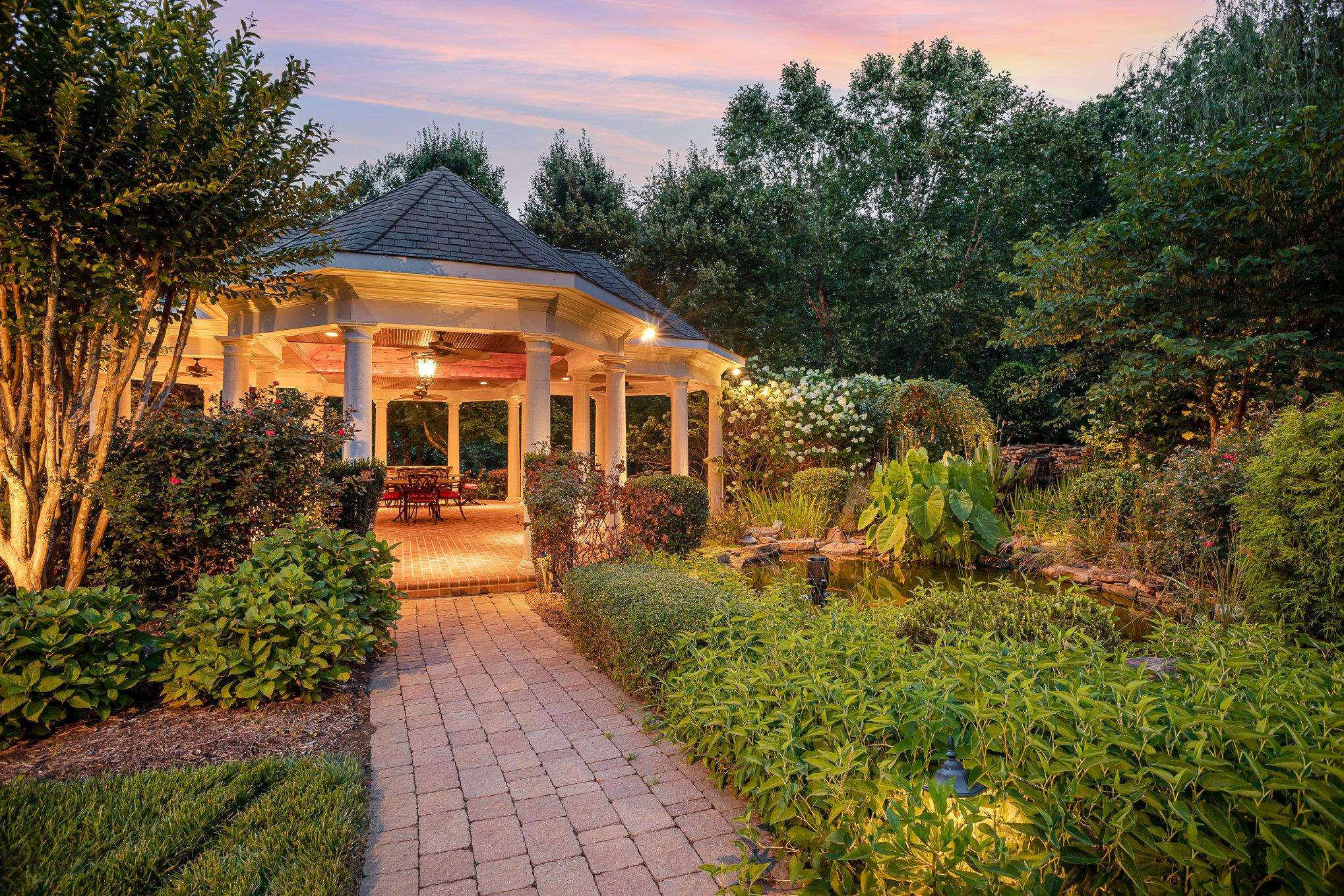 7728 Grace Cove Lane