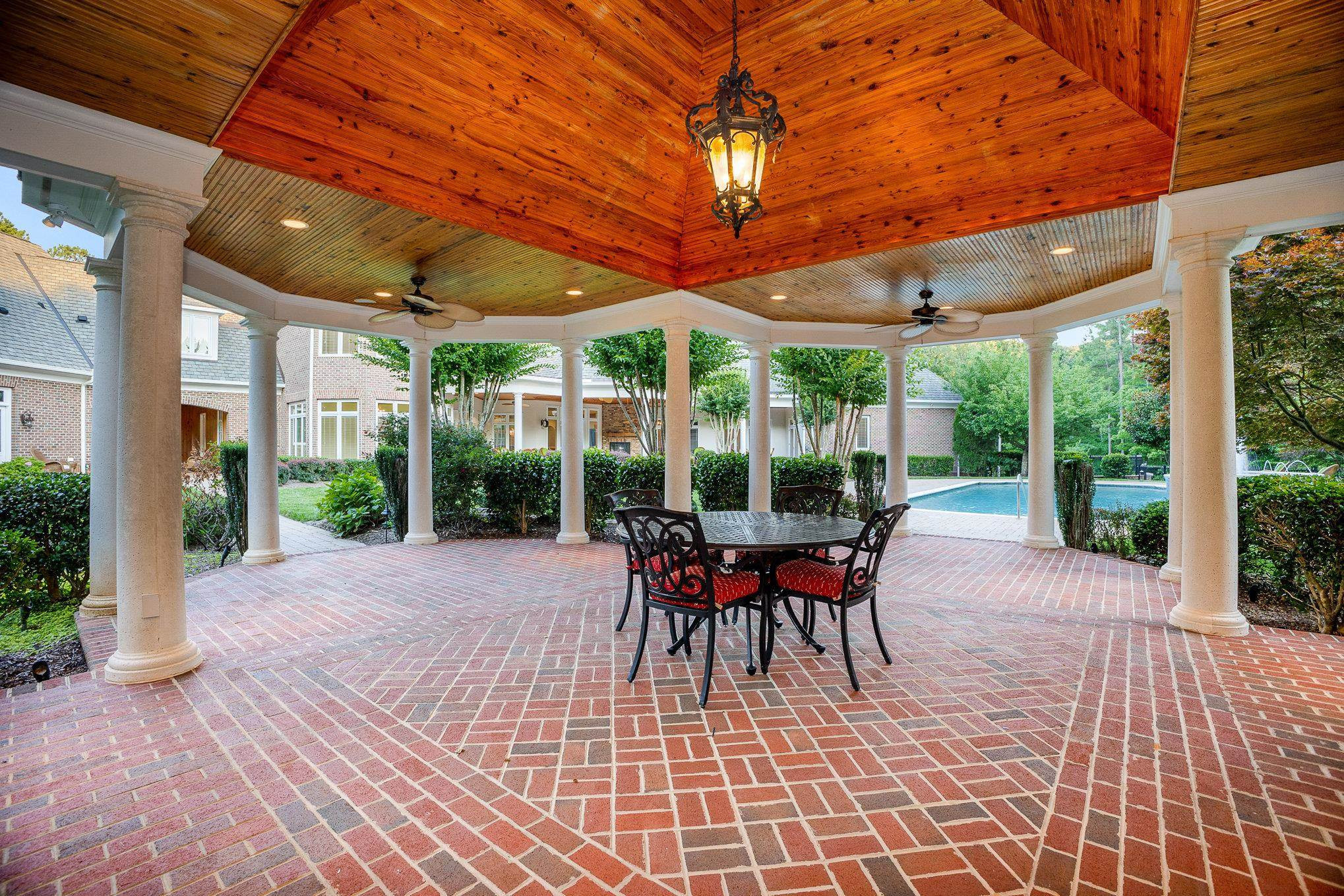 7728 Grace Cove Lane