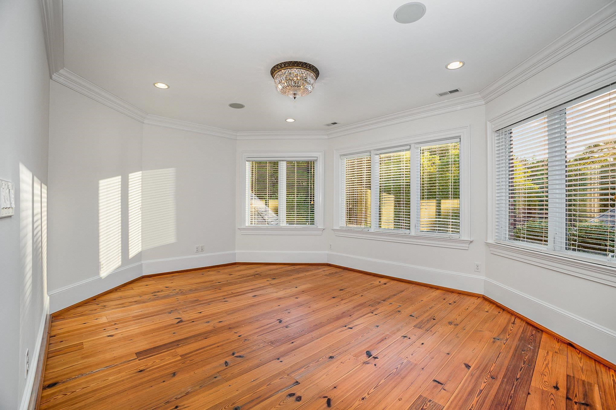 7728 Grace Cove Lane