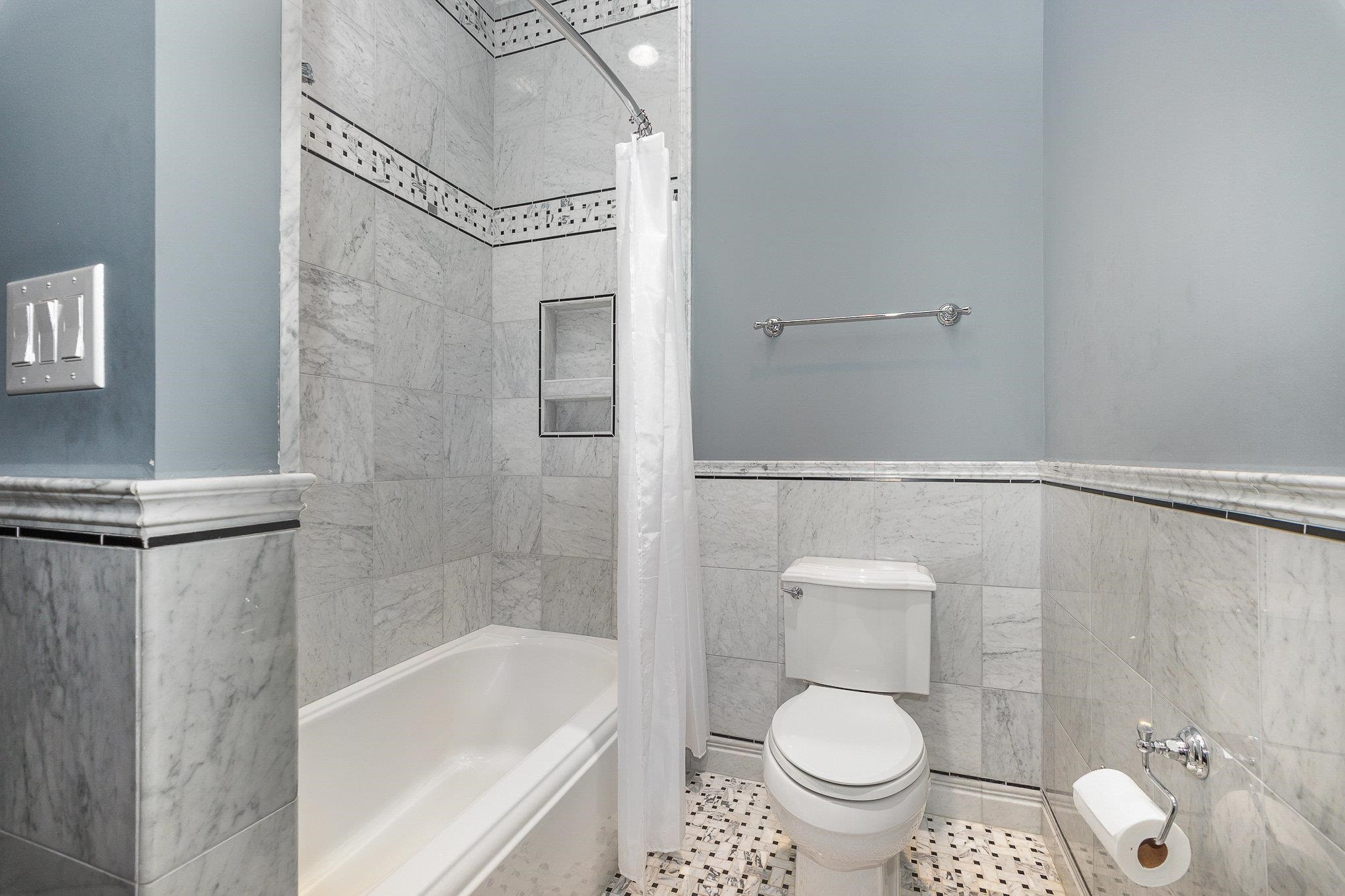 7728 Grace Cove Lane