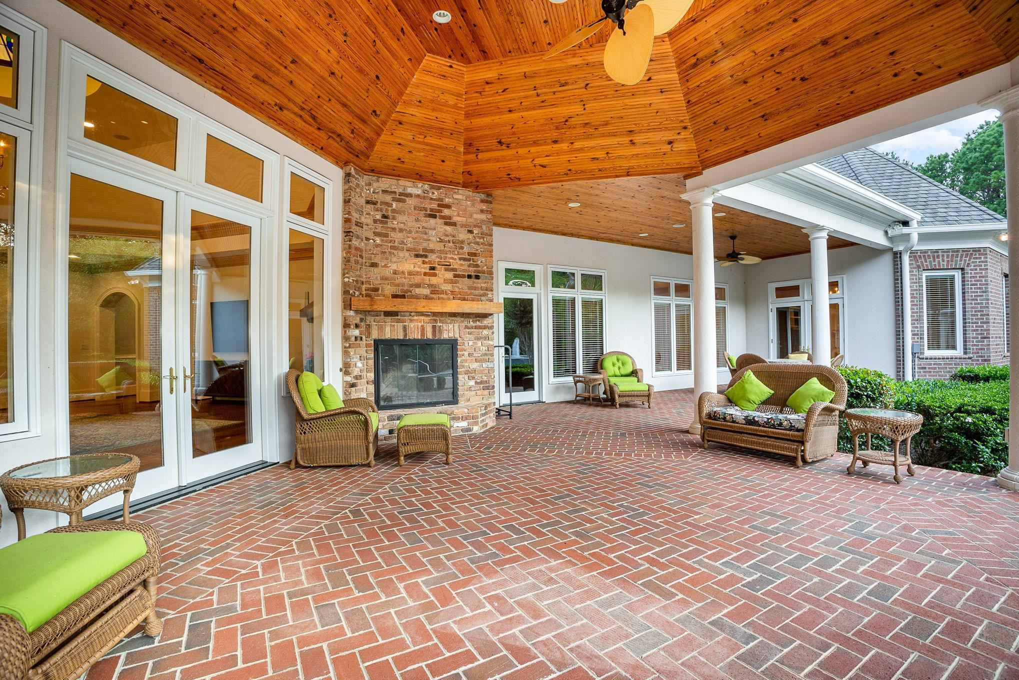 7728 Grace Cove Lane