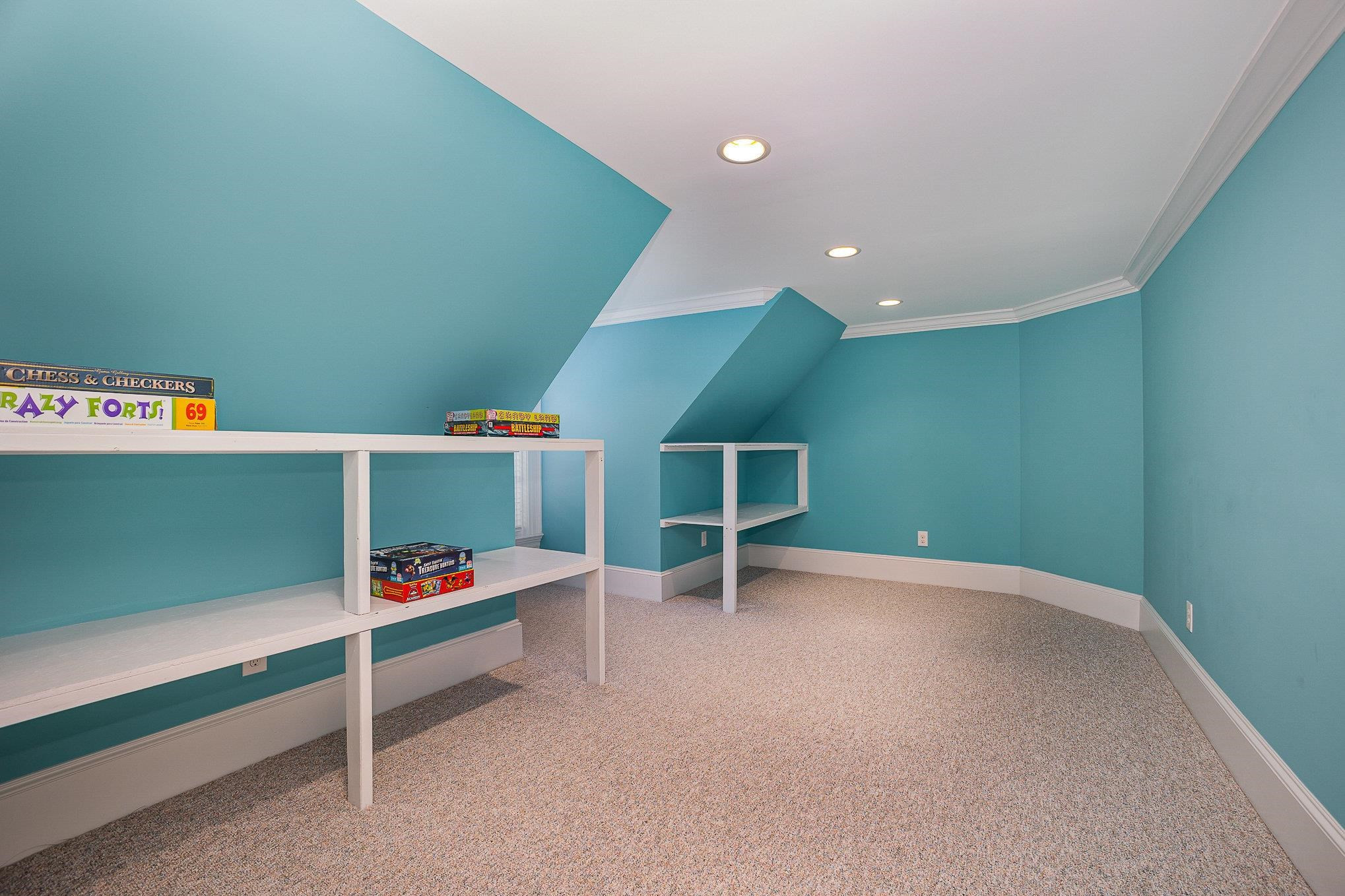 7728 Grace Cove Lane