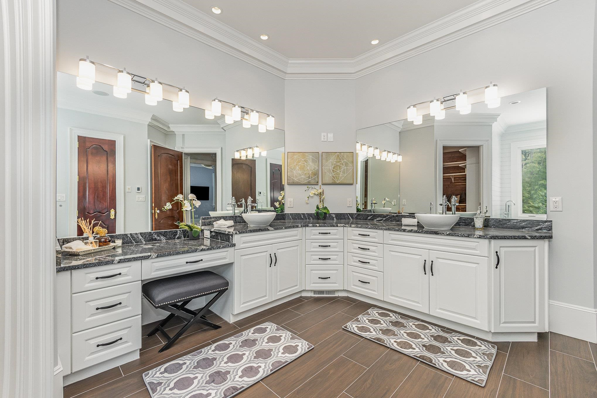 7728 Grace Cove Lane