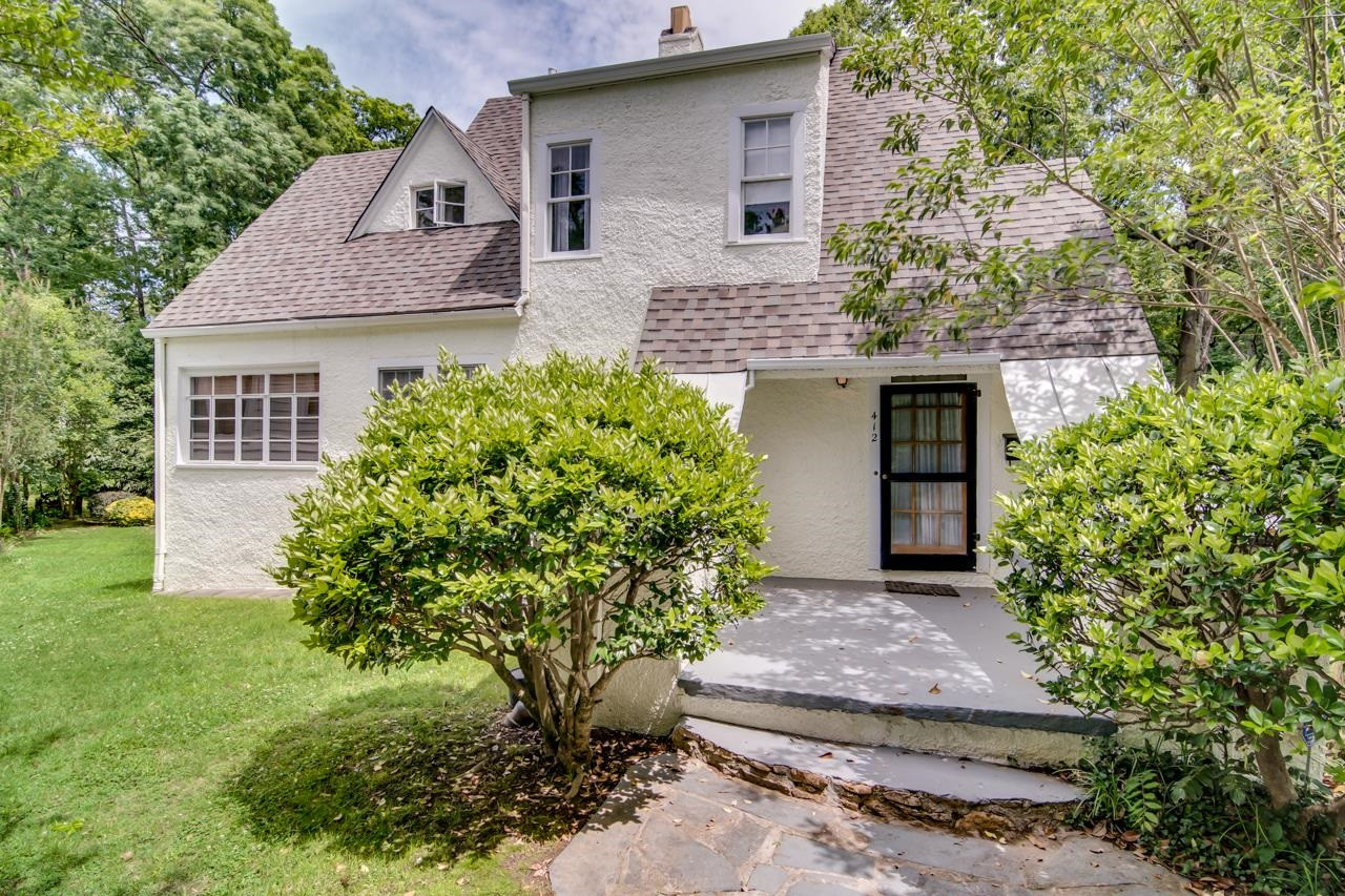 412 Carolina Circle