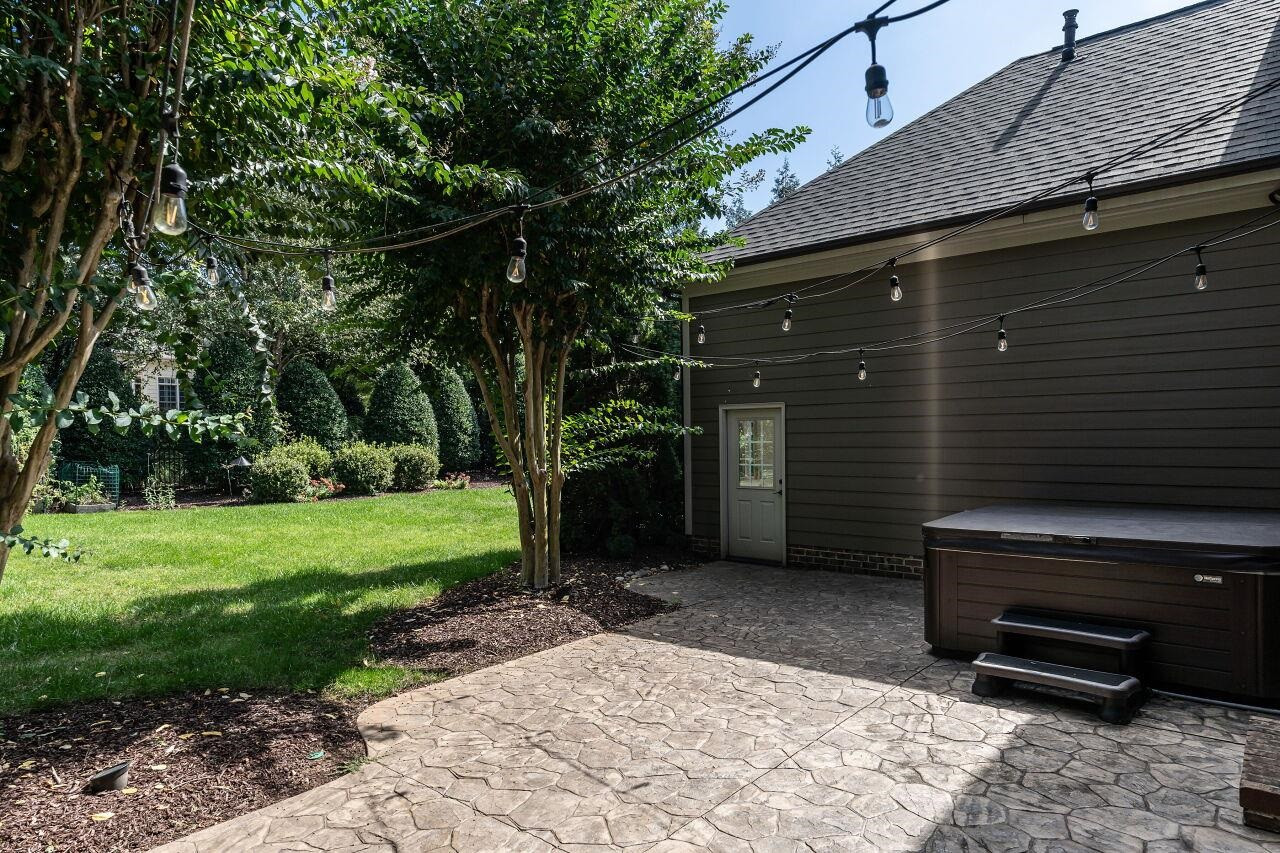 6011 Churchill Falls Place