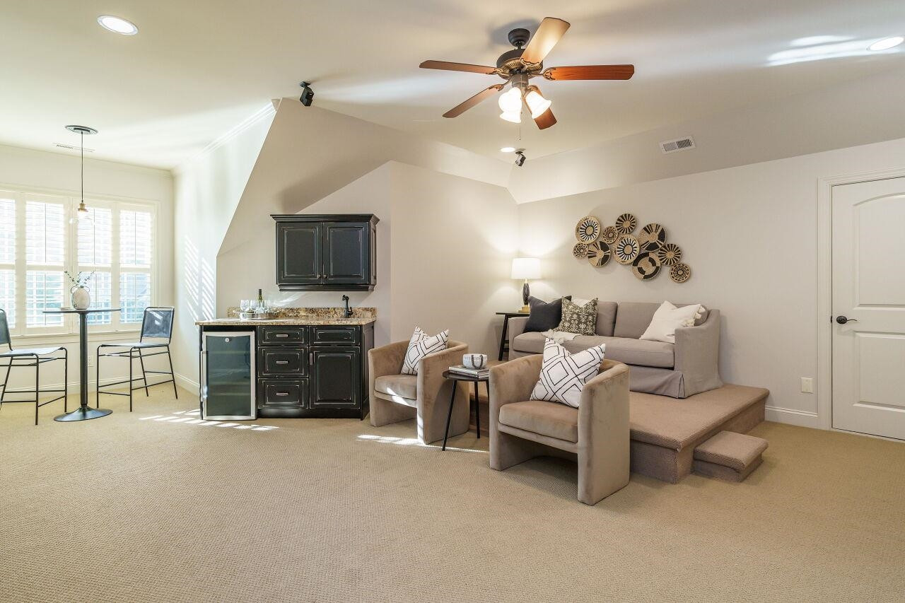 6011 Churchill Falls Place