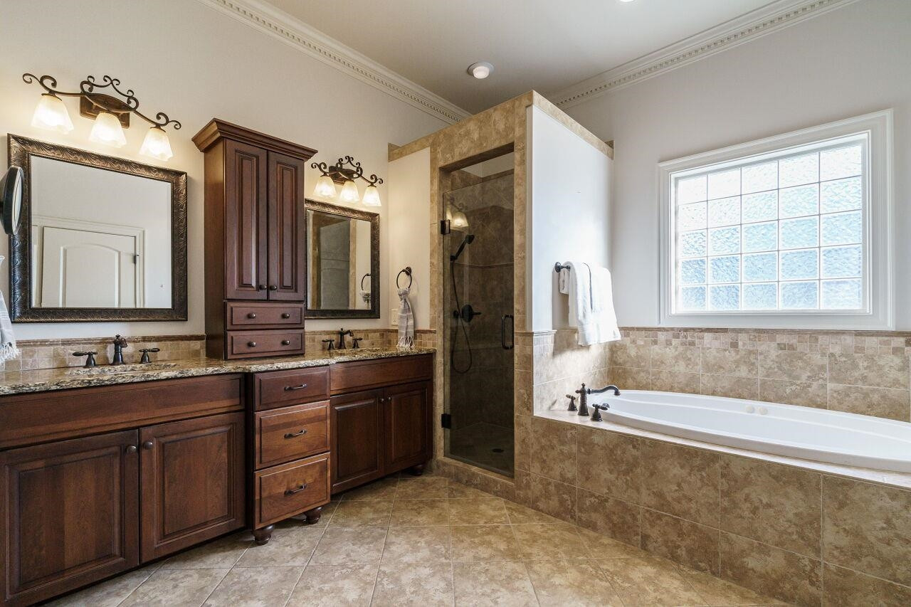 6011 Churchill Falls Place