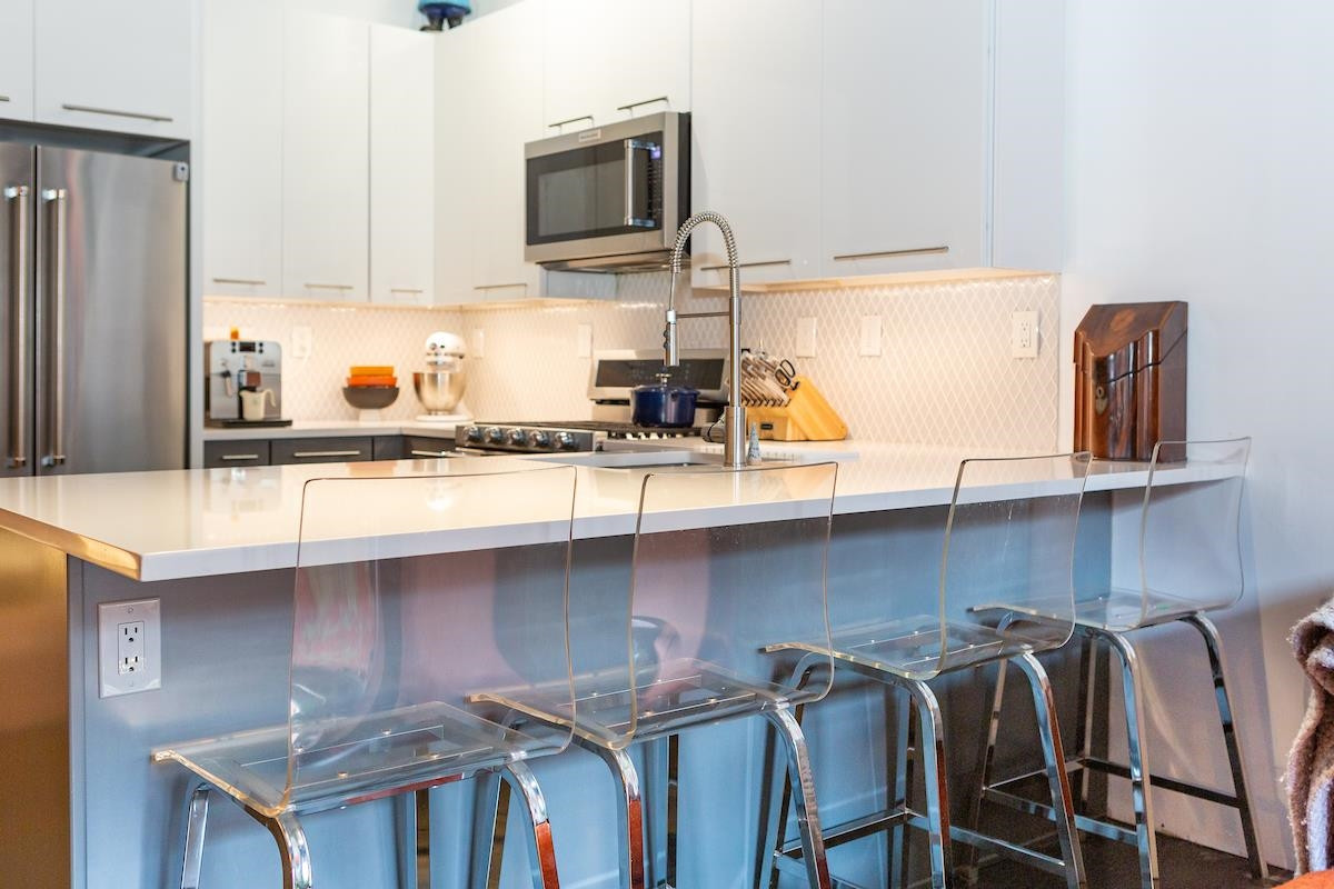 208 Rigsbee Avenue # 207