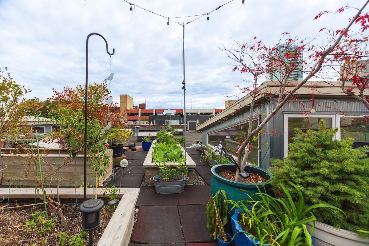 208 Rigsbee Avenue # 207