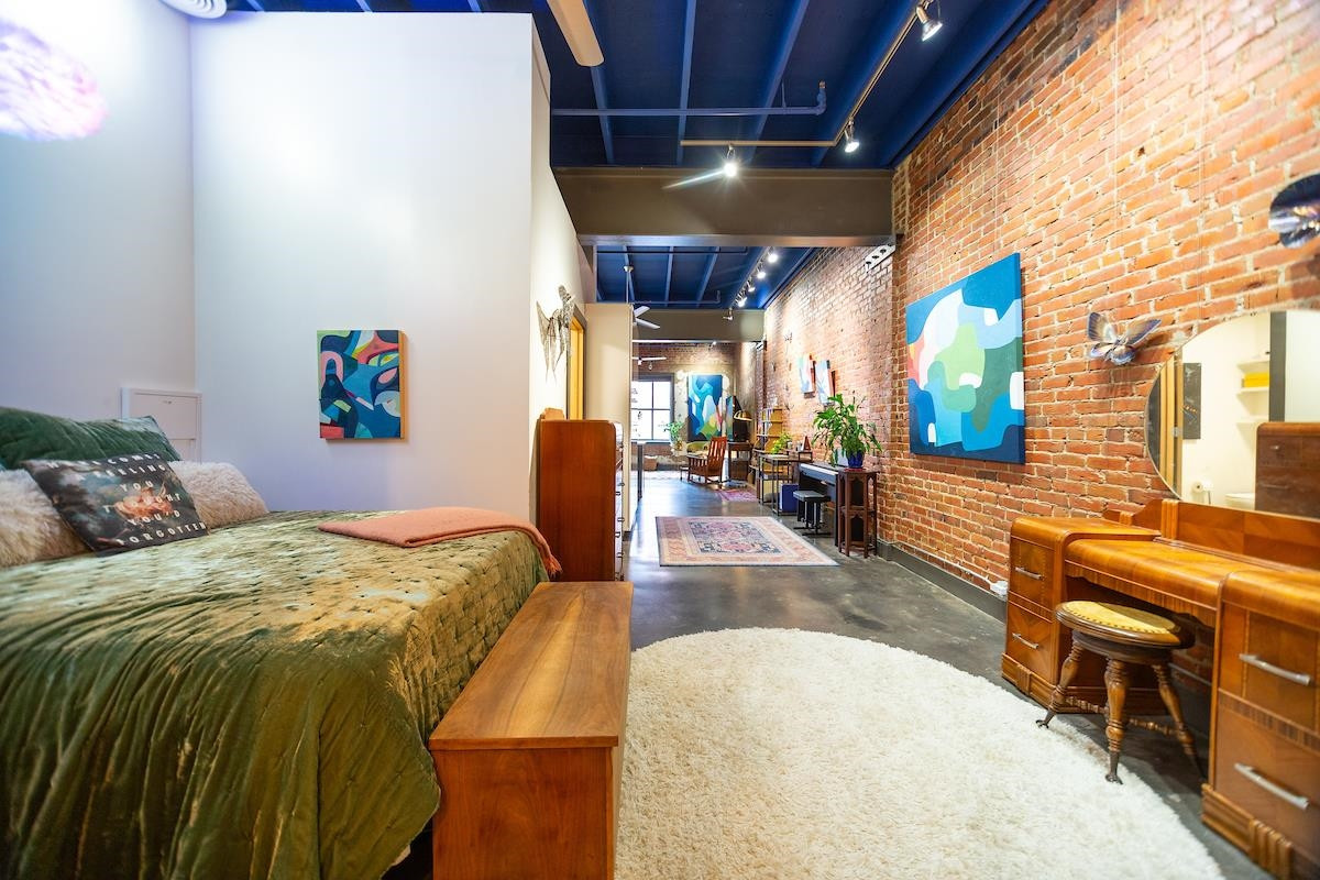 208 Rigsbee Avenue # 207