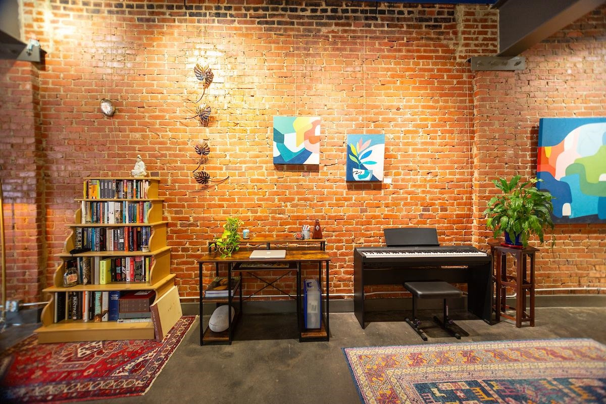 208 Rigsbee Avenue # 207