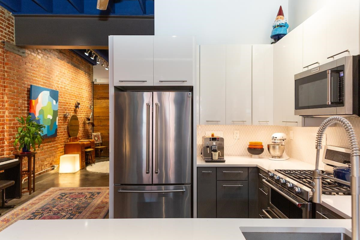 208 Rigsbee Avenue # 207