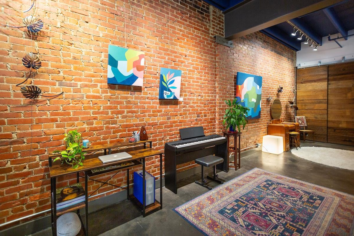 208 Rigsbee Avenue # 207