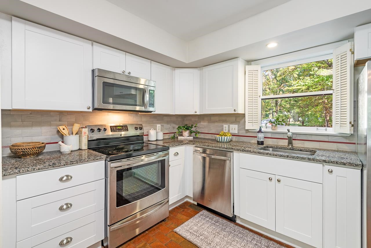 1209 Hillsborough Road # C