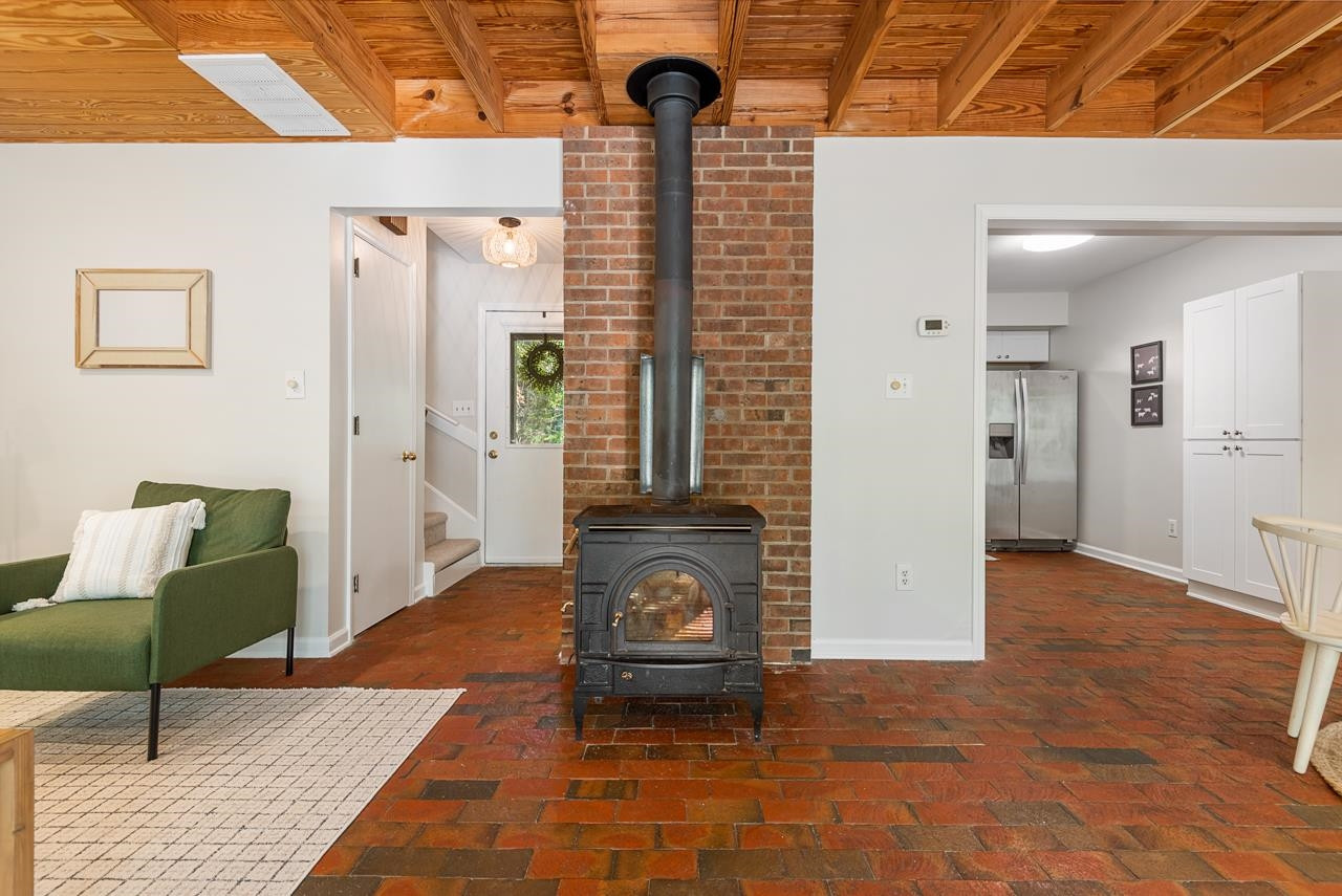 1209 Hillsborough Road # C