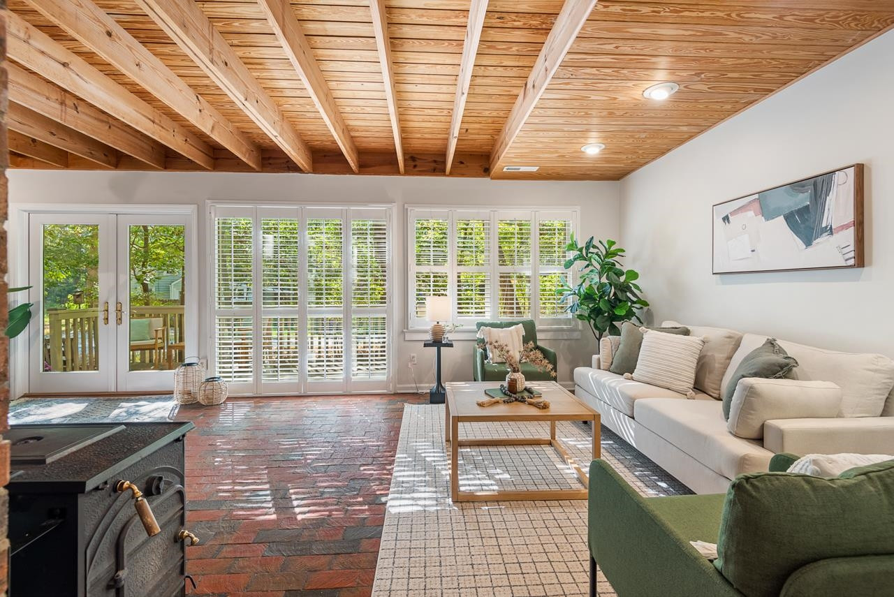 1209 Hillsborough Road # C