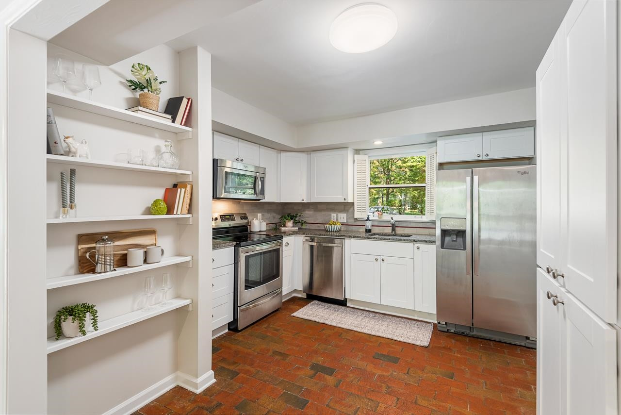 1209 Hillsborough Road # C