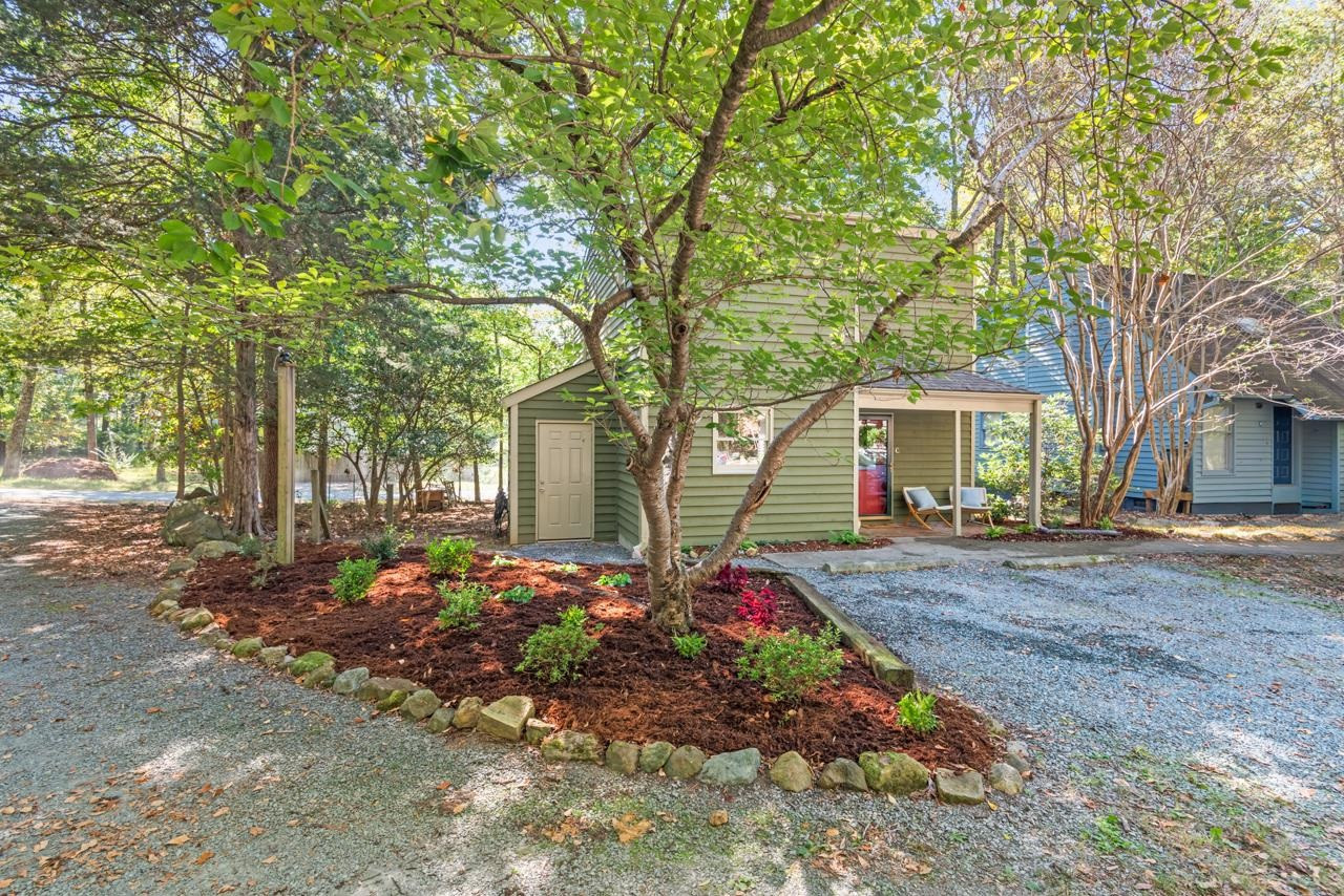 1209 Hillsborough Road # C