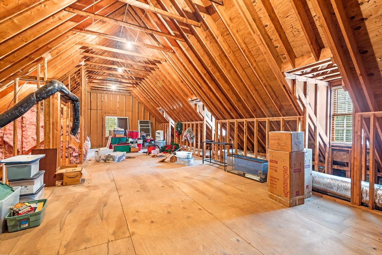 10436 Leslie Drive