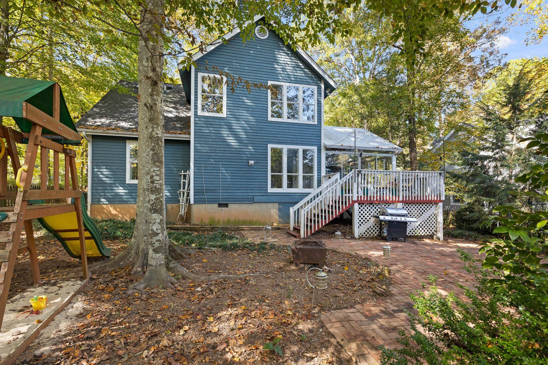 116 Creekview Circle