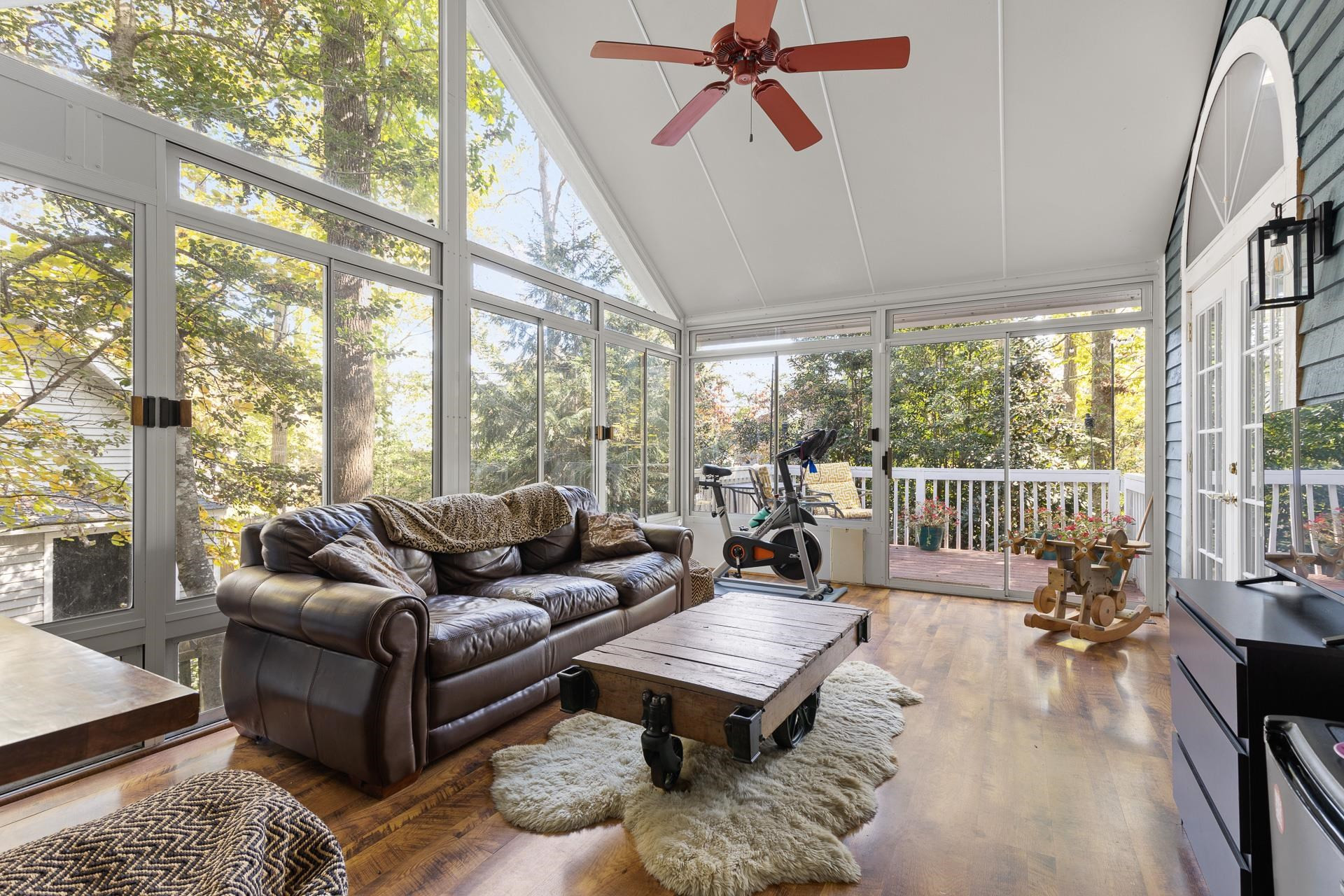 116 Creekview Circle