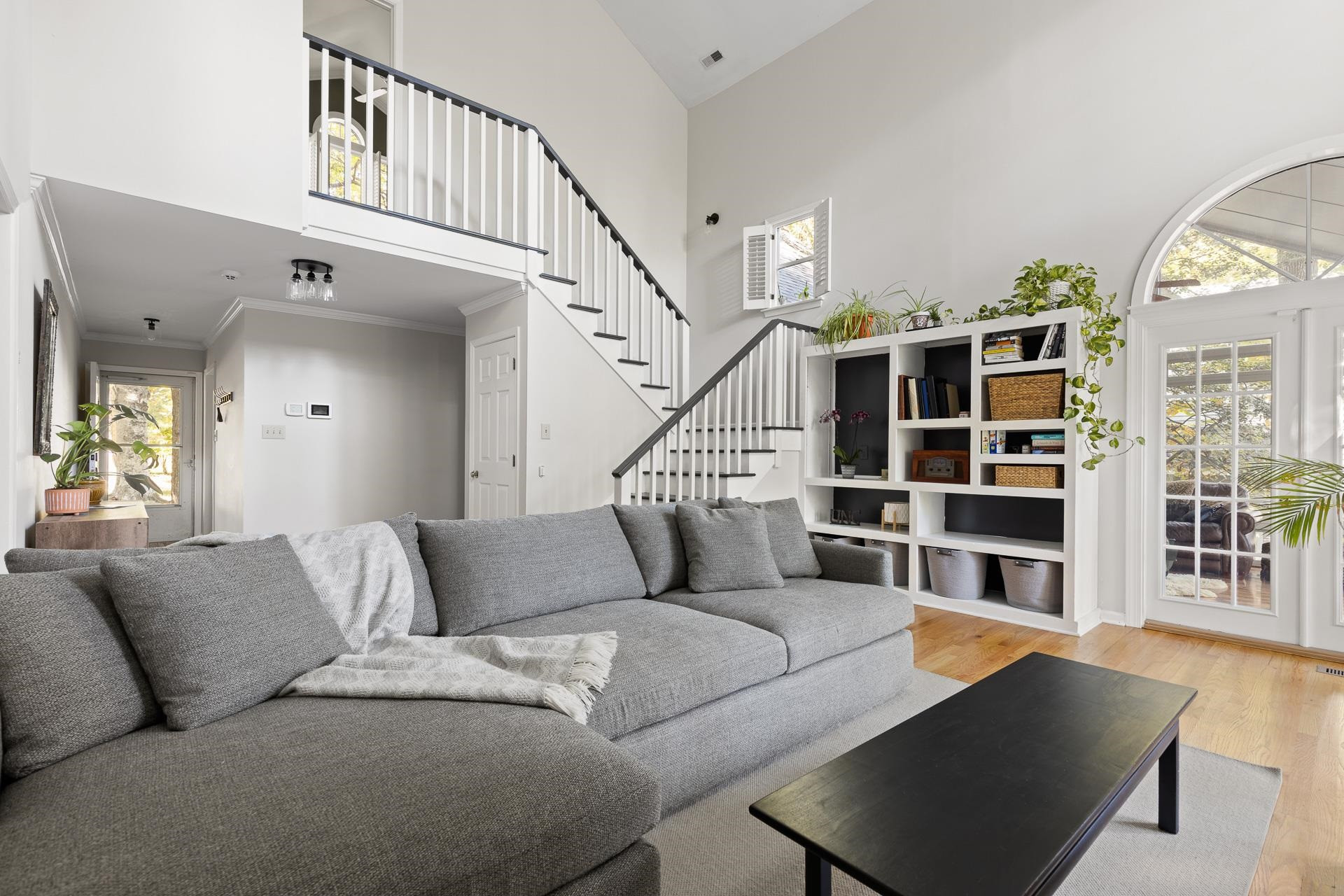 116 Creekview Circle