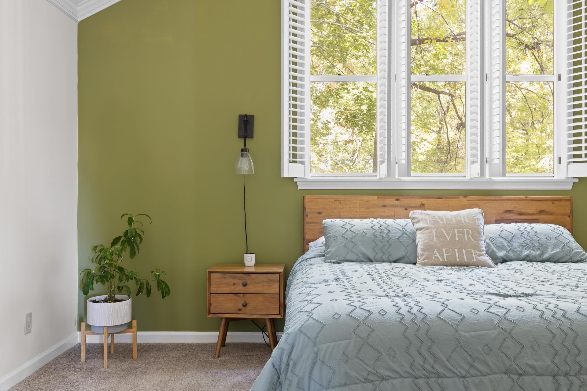 116 Creekview Circle