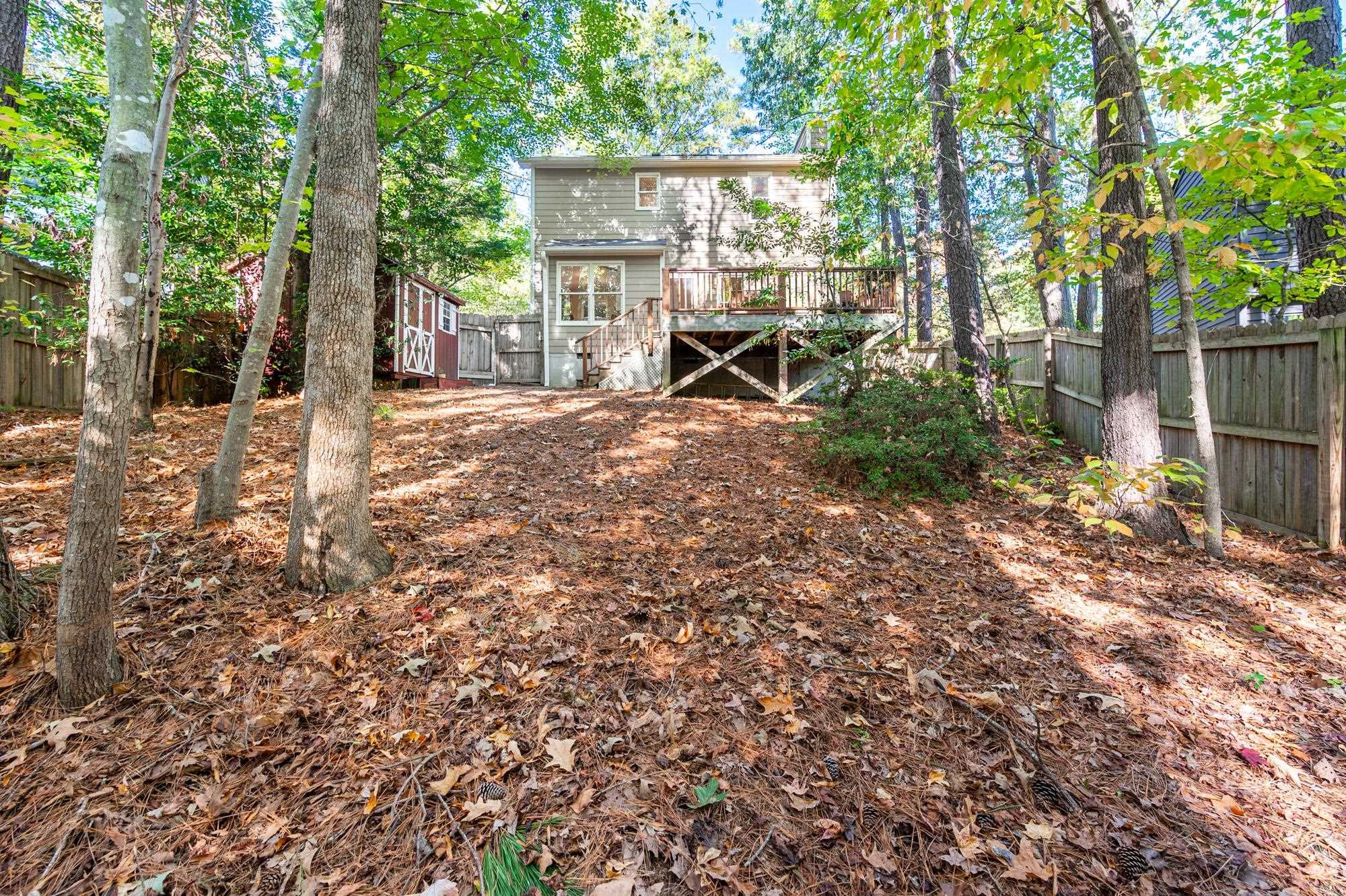 1604 Valley Run