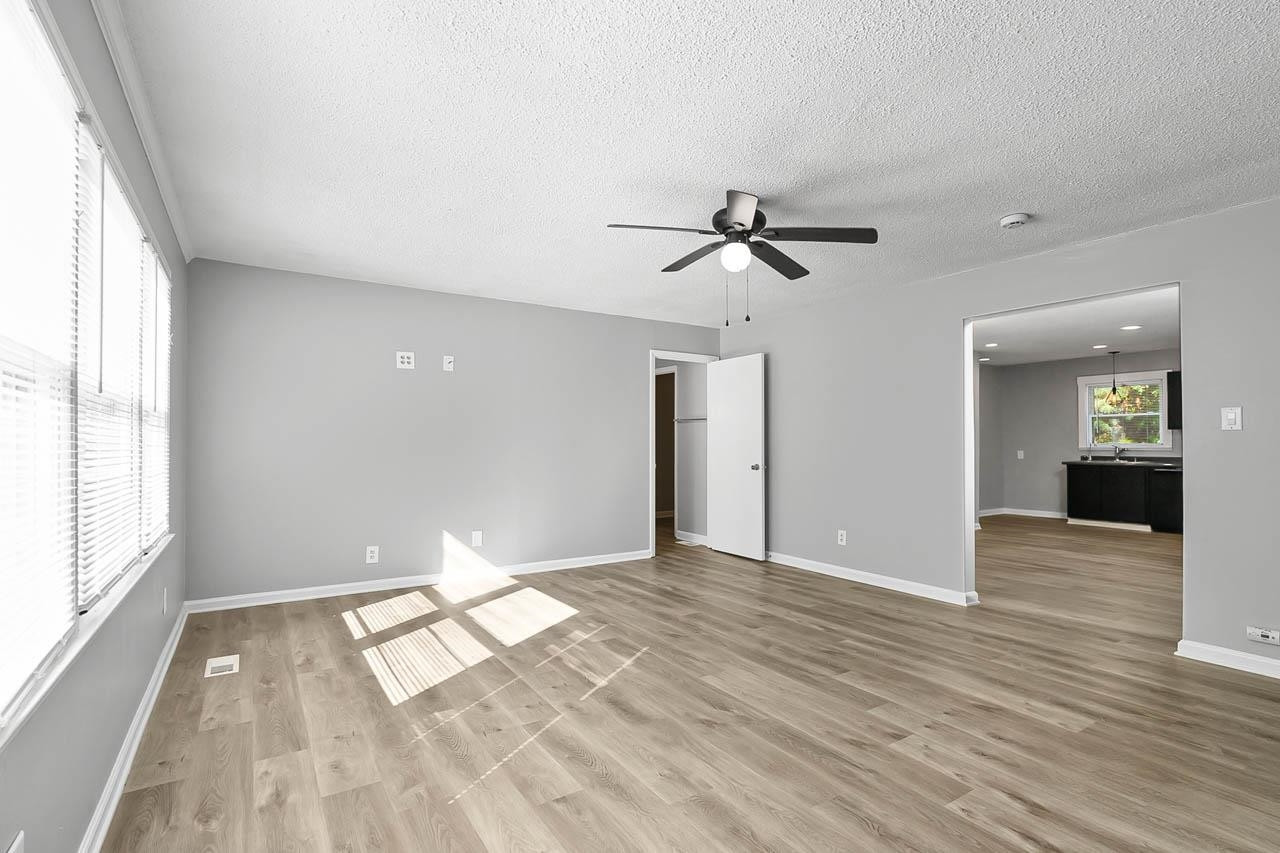 1211 Carpenter Fletcher Road