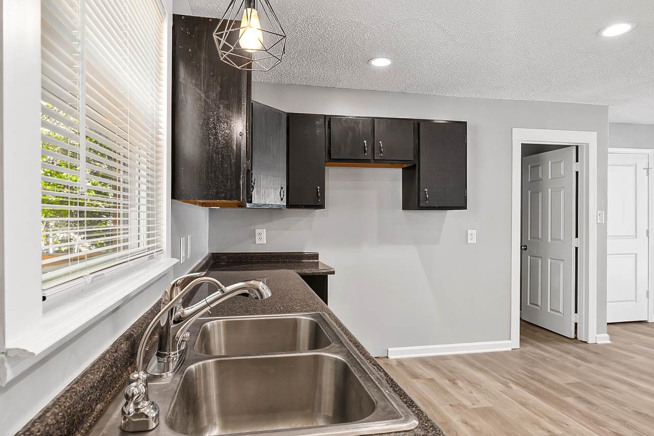 1211 Carpenter Fletcher Road